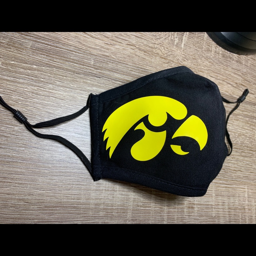 Iowa Hawkeye face mask -adjustable reusable - Picture 3 of 7